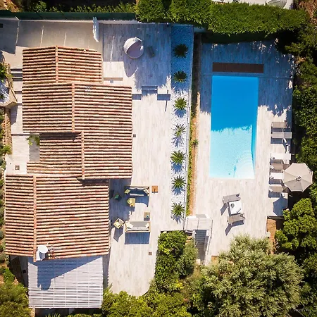 Clos Villa *
